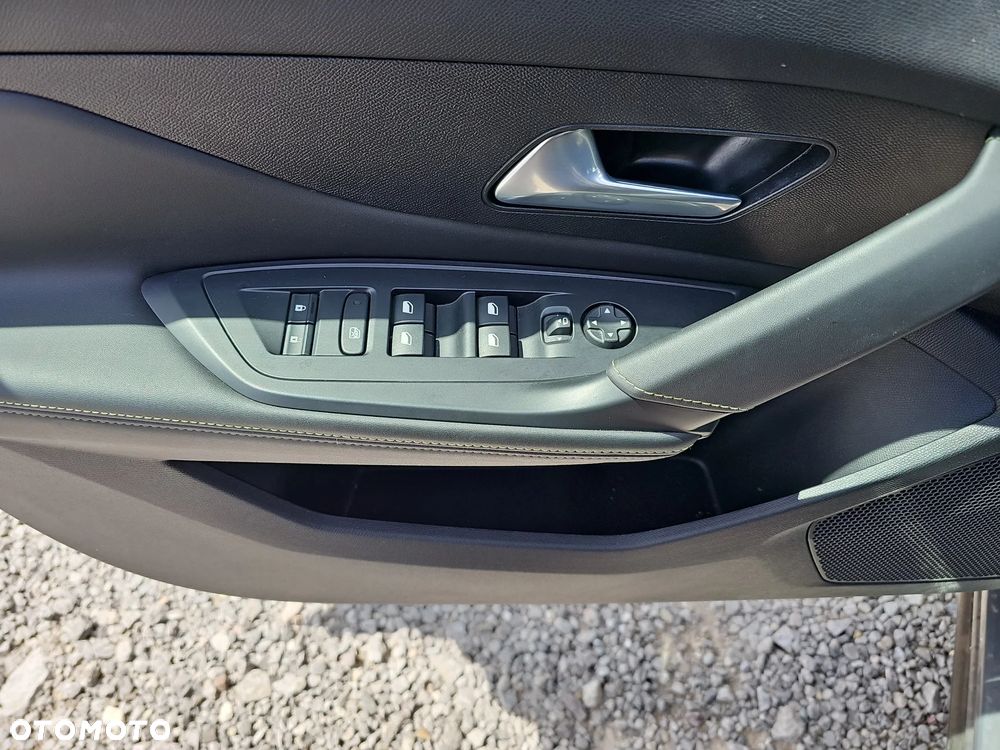 Peugeot 408 1.2 PureTech GT S&S EAT8 - 13