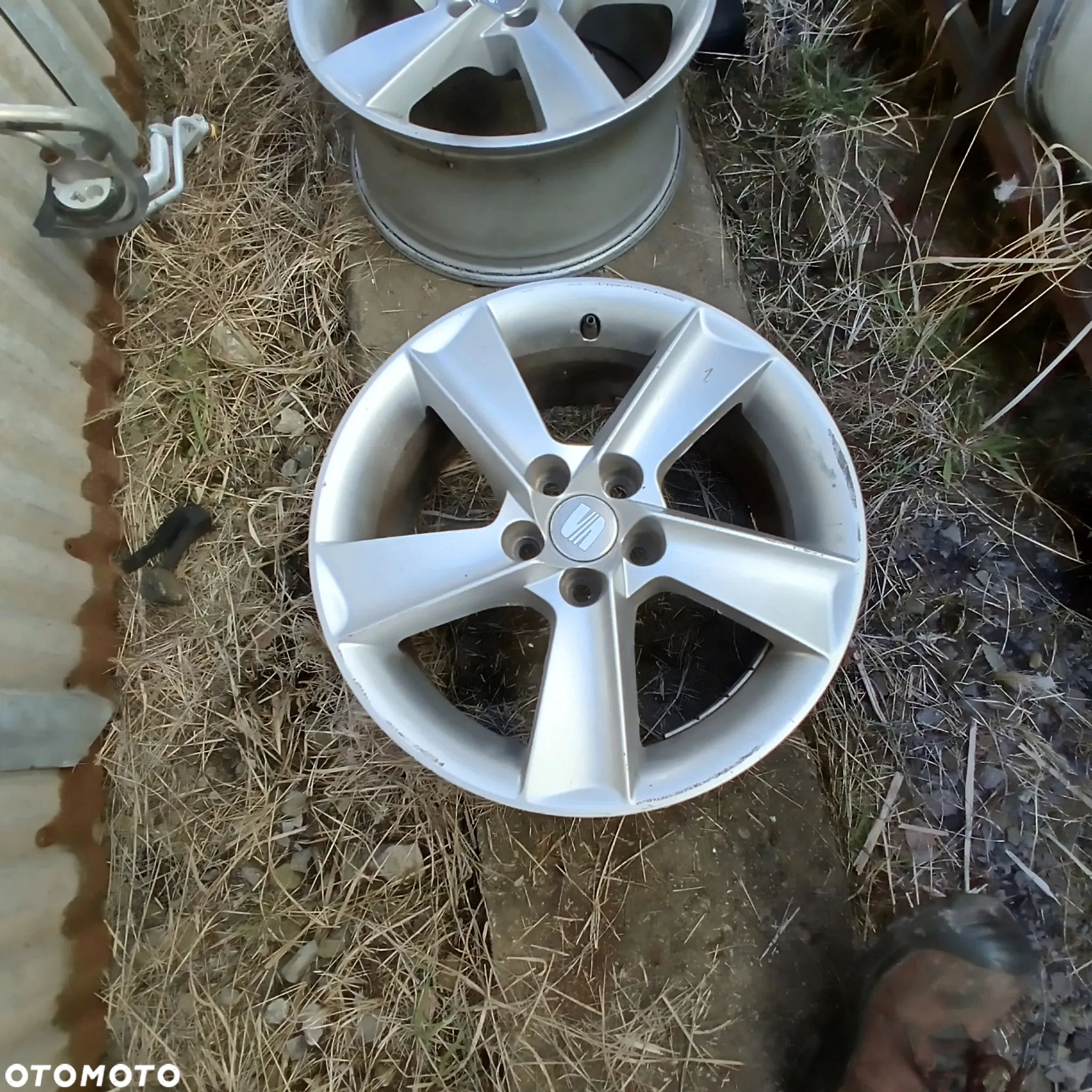 seat ibiza alufelga kolo alus 7x16 et43 6j0601025l - 6