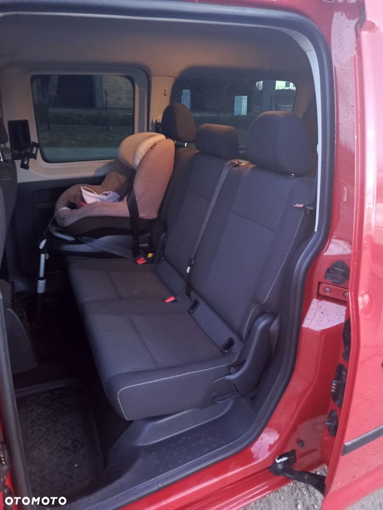 Volkswagen Caddy - 10