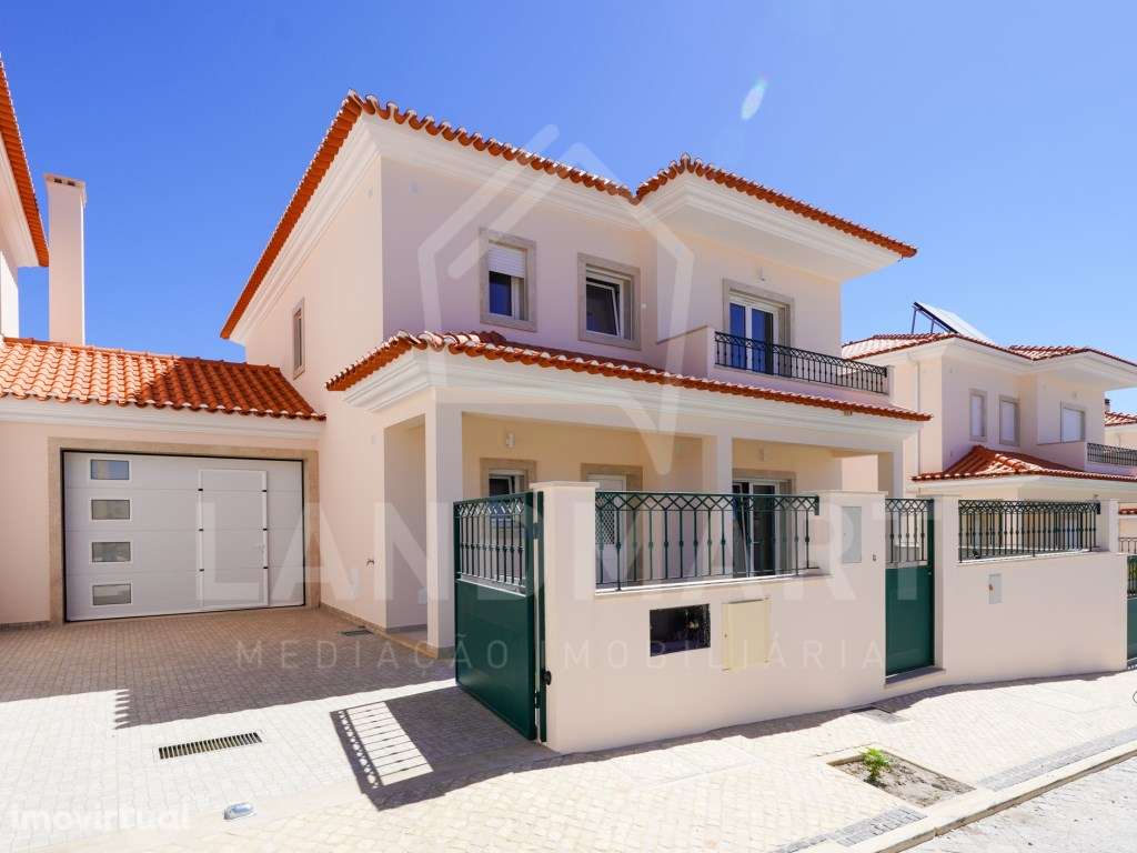 Moradia T4 , Casal da Lagoa - Turquel - Grande imagem: 3/25