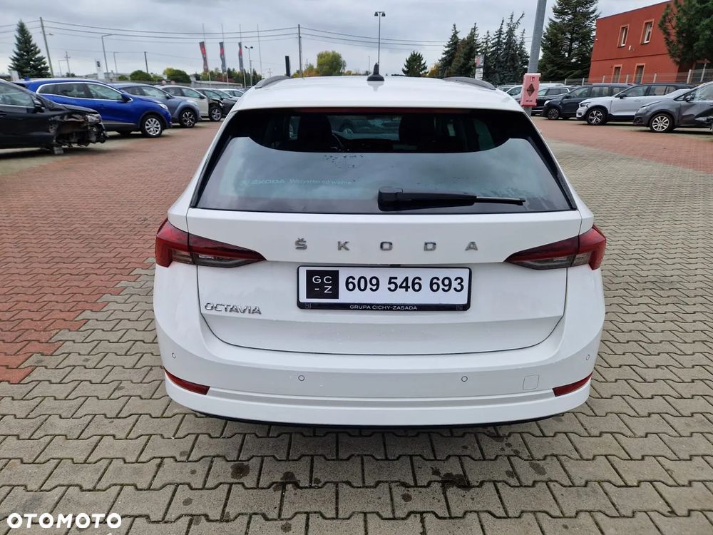Skoda Octavia 2.0 TDI Ambition DSG - 5