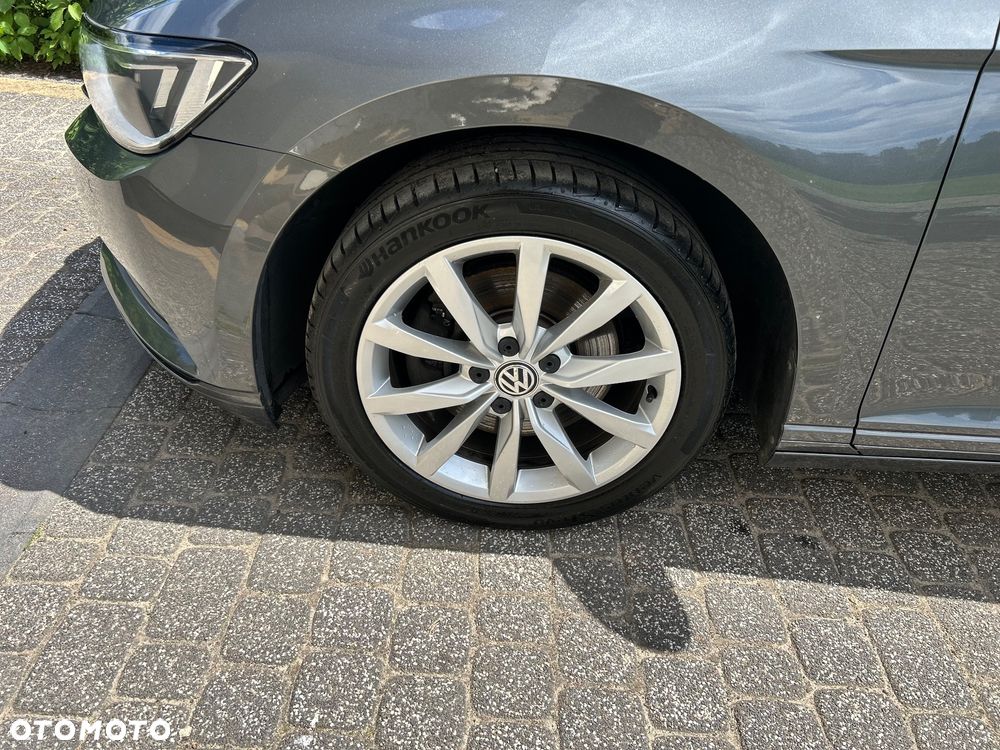 Volkswagen Passat 2.0 TDI (BlueMotion Technology) DSG Comfortline - 13