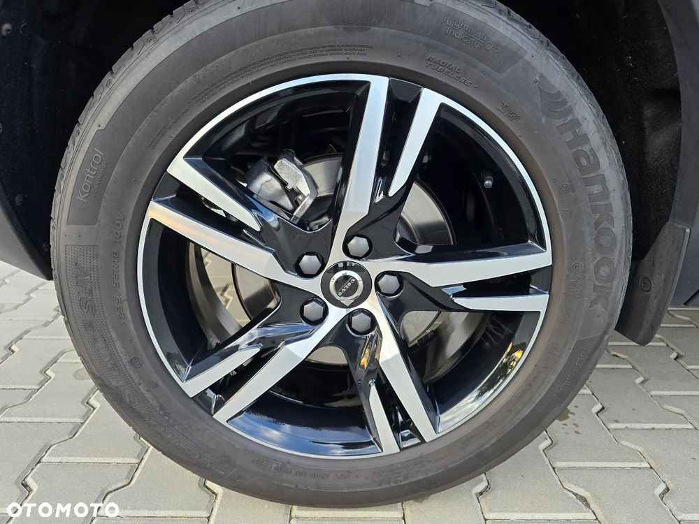 Volvo XC 40 B4 B DKG Plus Dark - 40
