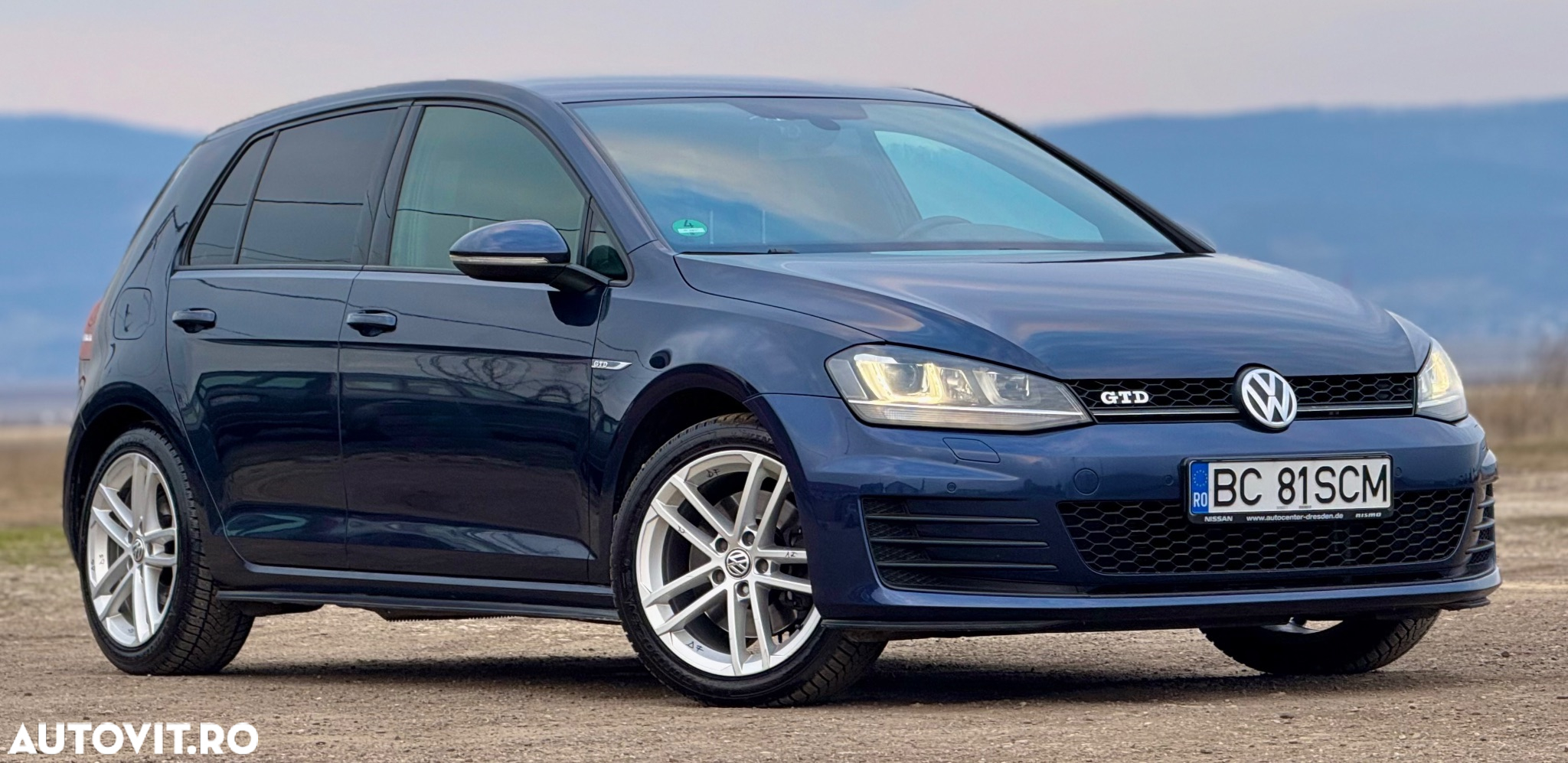 Volkswagen Golf 2.0 TDI GTD - 2