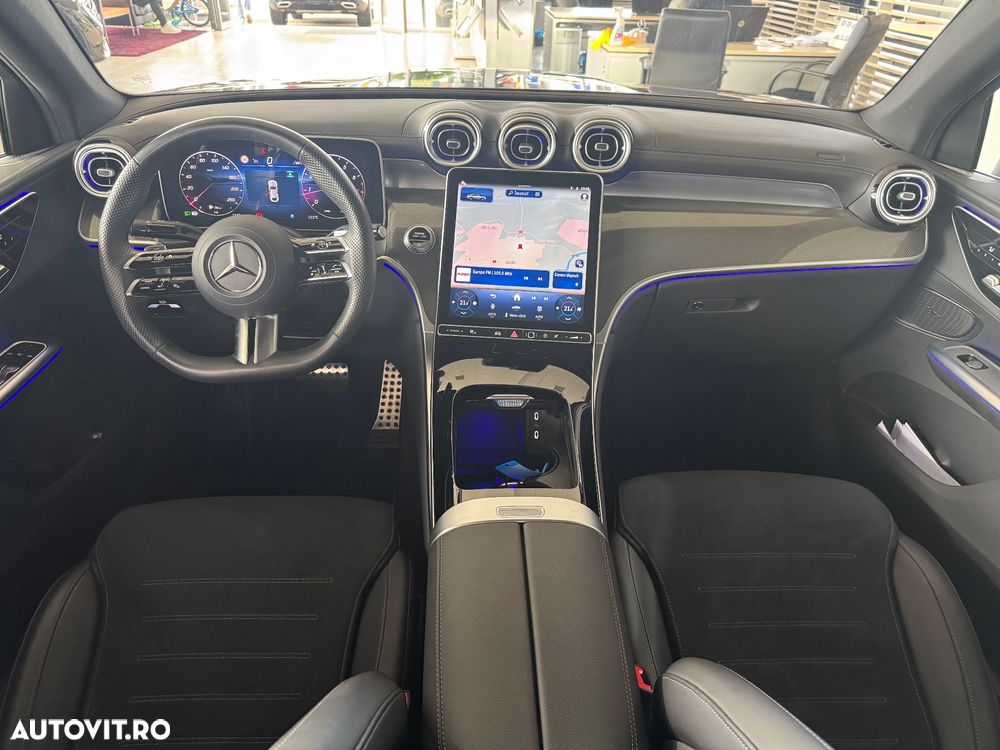 Mercedes-Benz GLC Coupe 300 4Matic 9G-TRONIC AMG Line Advanced - 14