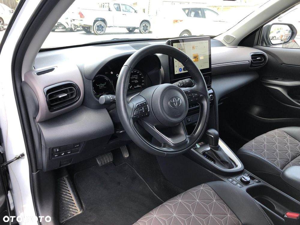 Toyota Yaris Cross Hybrid 1.5 Executive AWD - 9