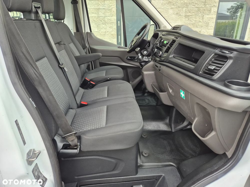 Ford Transit - 10