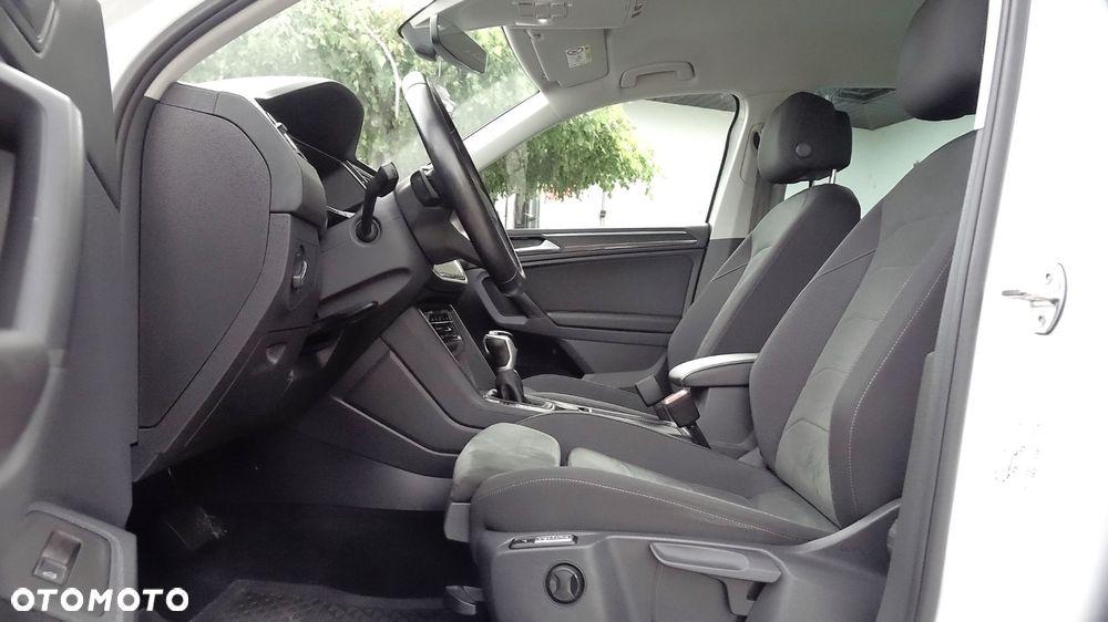 Volkswagen Tiguan - 22