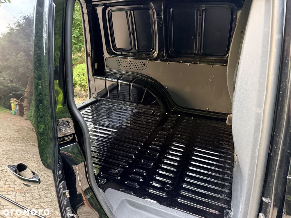 Volkswagen Caddy 2.0 (5-Si.) BMT Edition 30 - 9