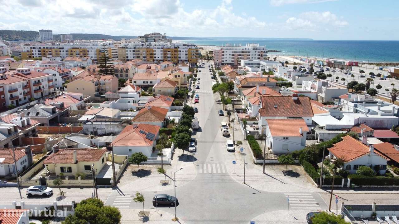 Moradia com 4 frações independentes — São João da Caparica/ Almada - Grande imagem: 4/8