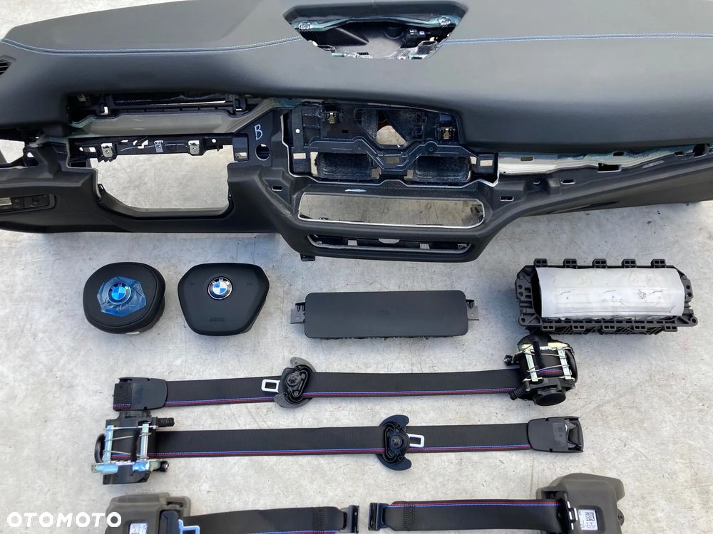 BMW 3 G20 G21 M3 G80 G81 M4 G82 G83 G22 G26 DESKA KONSOLA KOKPIT PULPIT PÓŁKA PARAPET AIRBAG KOLAN PODUSZKI POWIETRZNE KIEROWCY PASAŻERA KOLANOWA KURTYNY KURTYNA PASY PAS naprawa Raz2 !!! SKÓRA - 9
