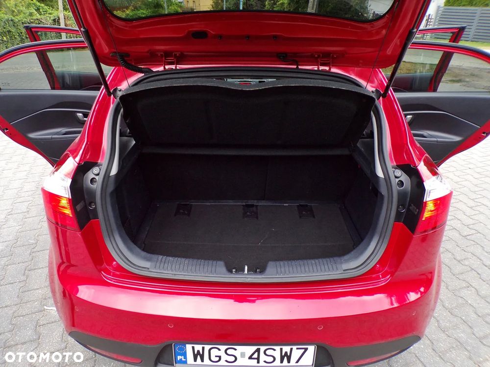 Kia Rio 1.2 Spirit - 29