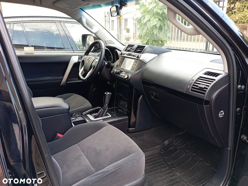 Toyota Land Cruiser LC 2.8 D-4D Prado - 9