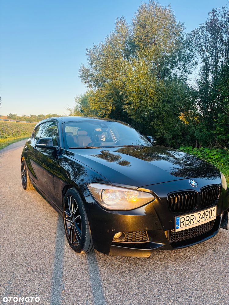 BMW Seria 1 118d Sport Line - 2