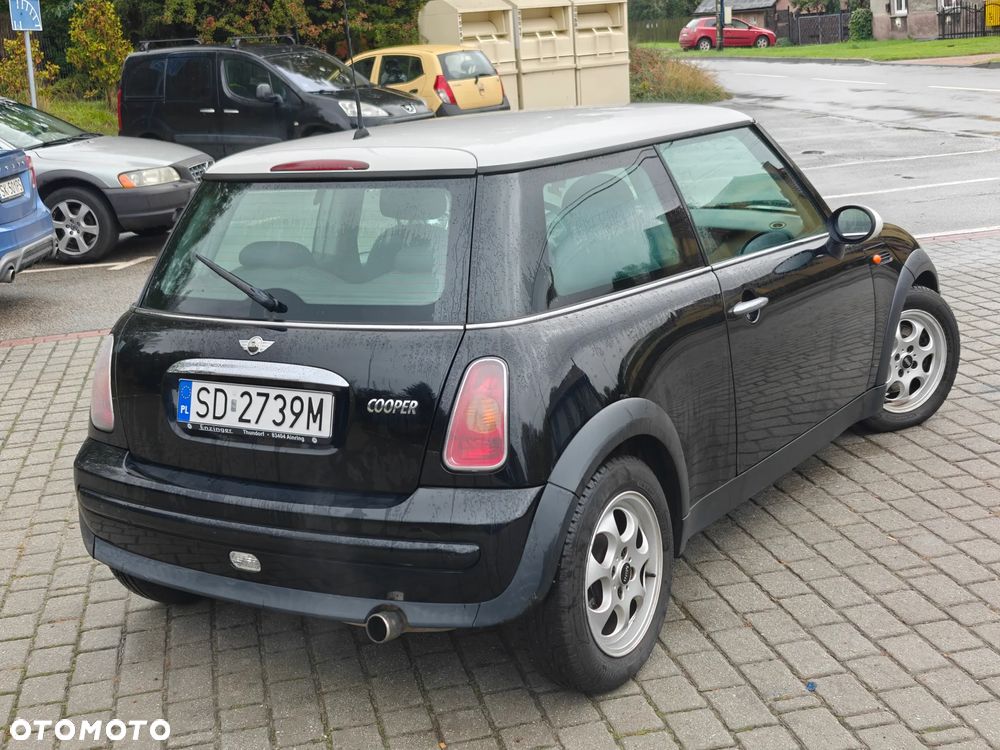 MINI Cooper Standard - 5
