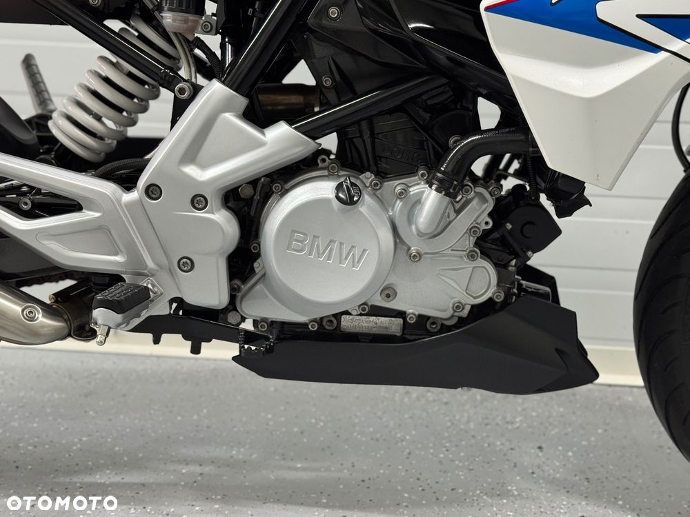 BMW G - 10