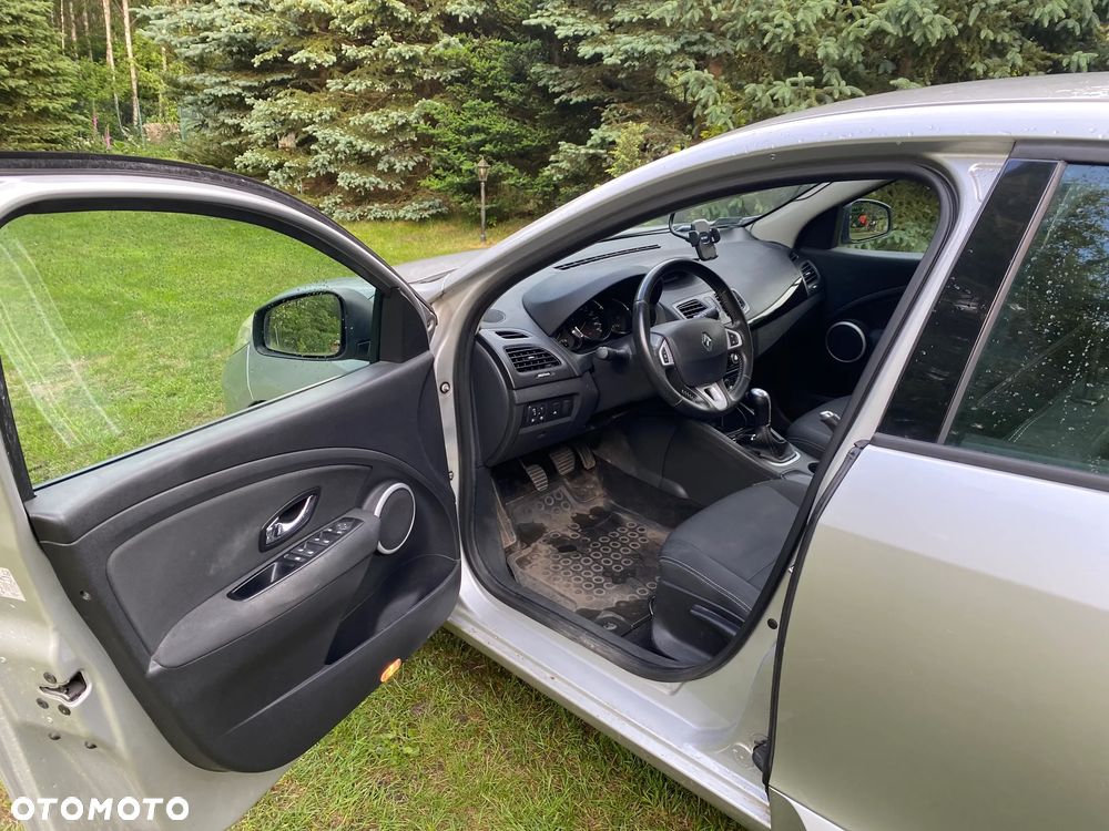 Renault Fluence 1.6 16V Color Edition - 27