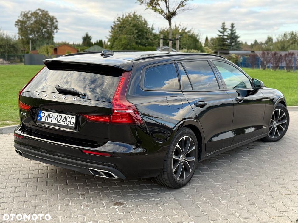 Volvo V60 D3 Momentum Pro - 4