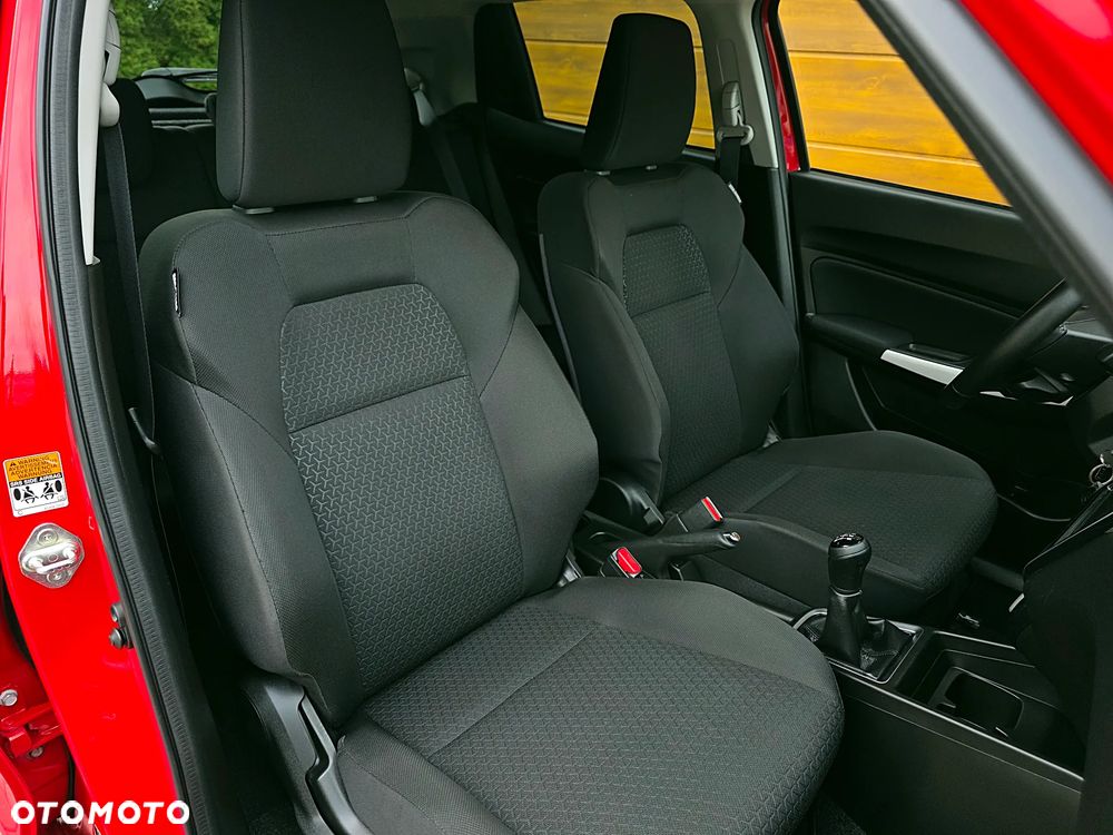 Suzuki Swift 1.2 Dualjet Hybrid Comfort+ - 23