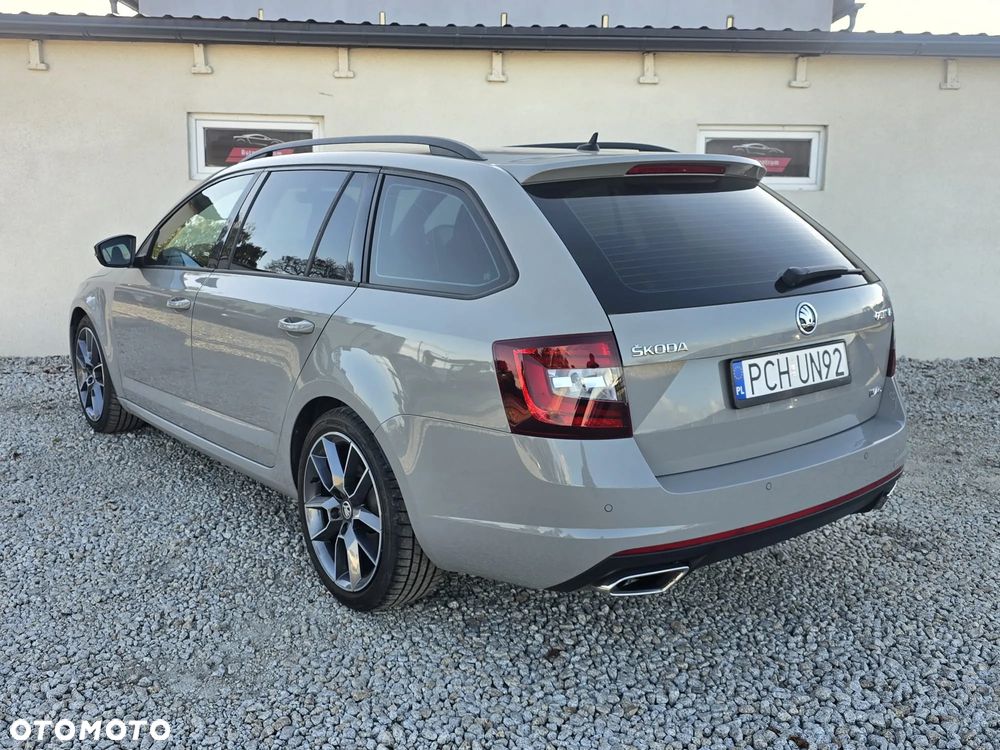 Skoda Octavia 2.0 TDI RS DSG - 3