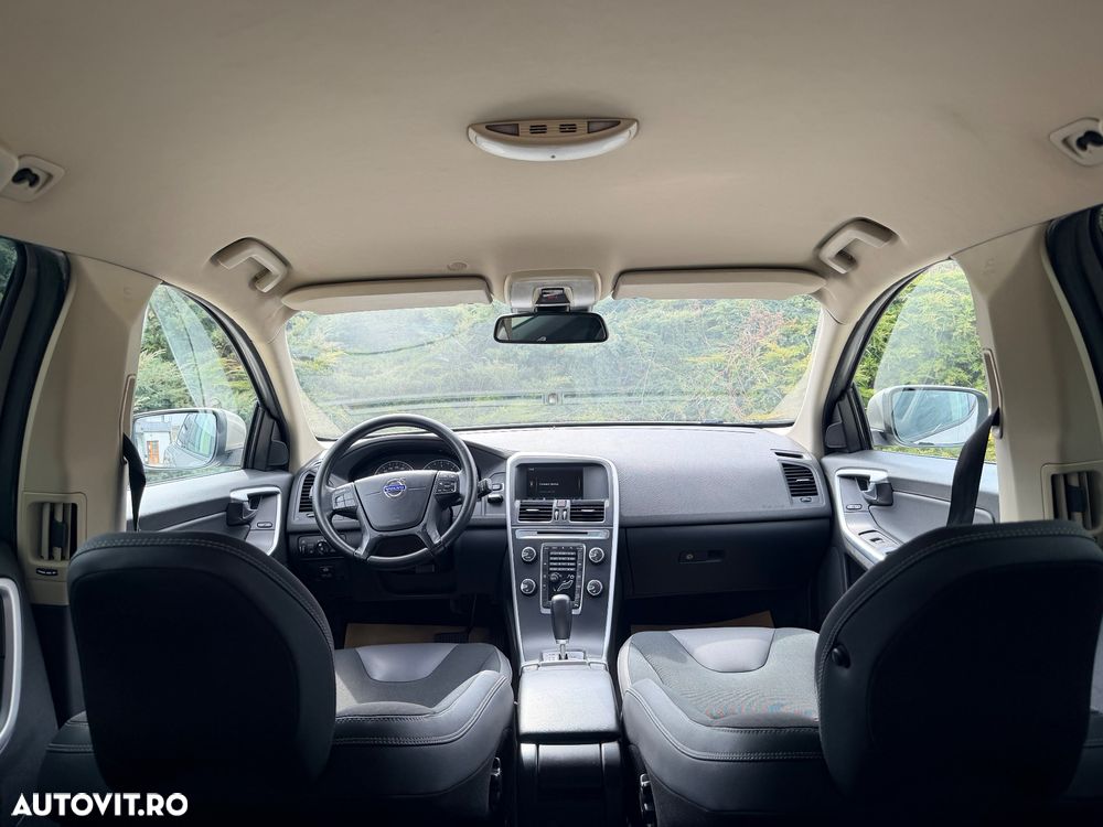 Volvo XC 60 D3 AWD Aut. Momentum - 13