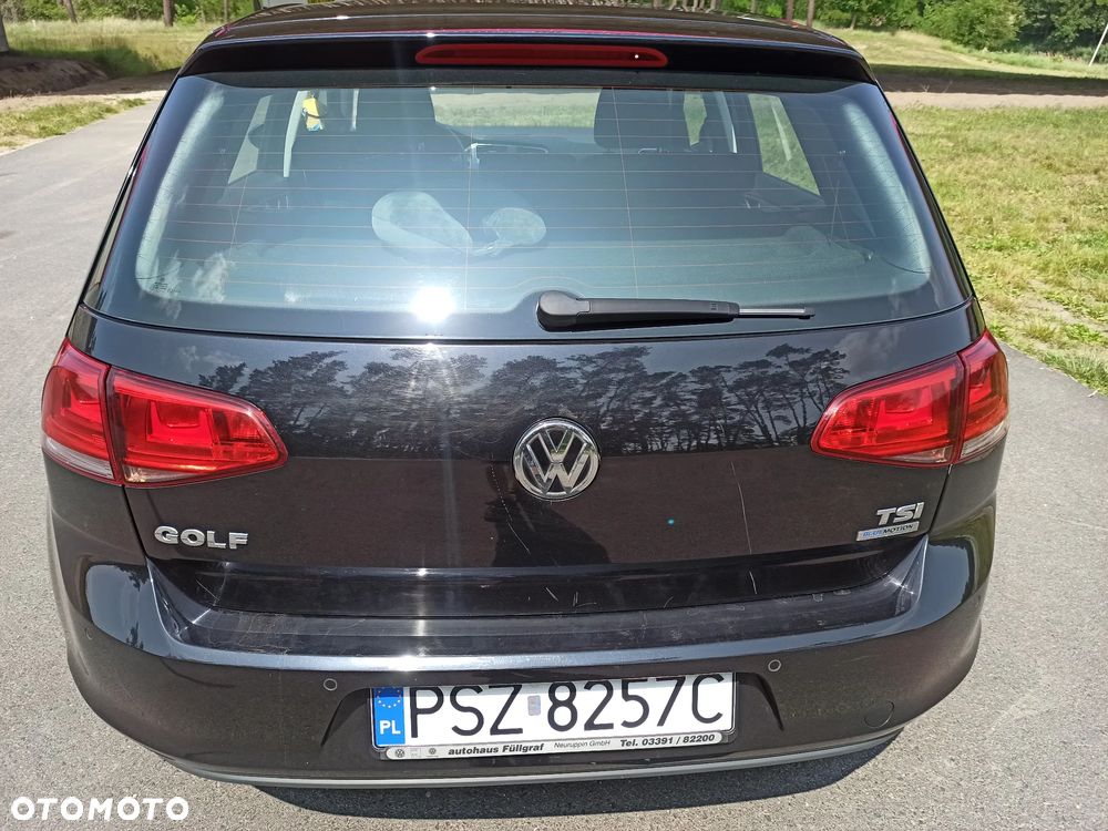 Volkswagen Golf - 8