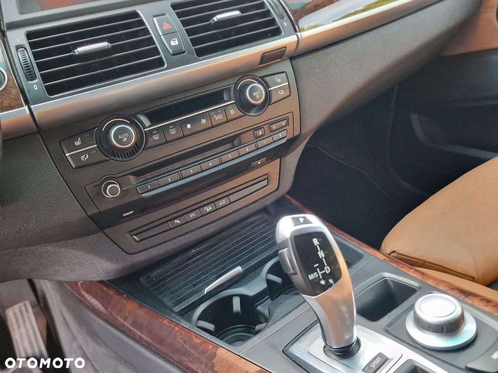 BMW X5 3.5d xDrive - 13