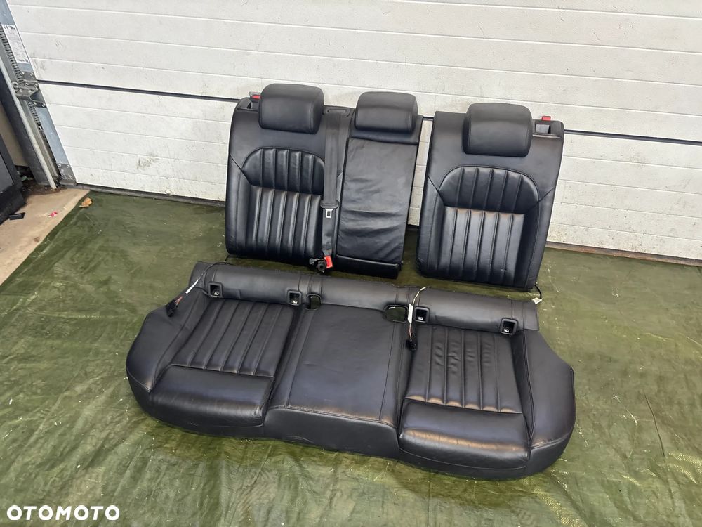 Skoda Superb 3 III 3V0 kanapa fotele tył skóra - 9