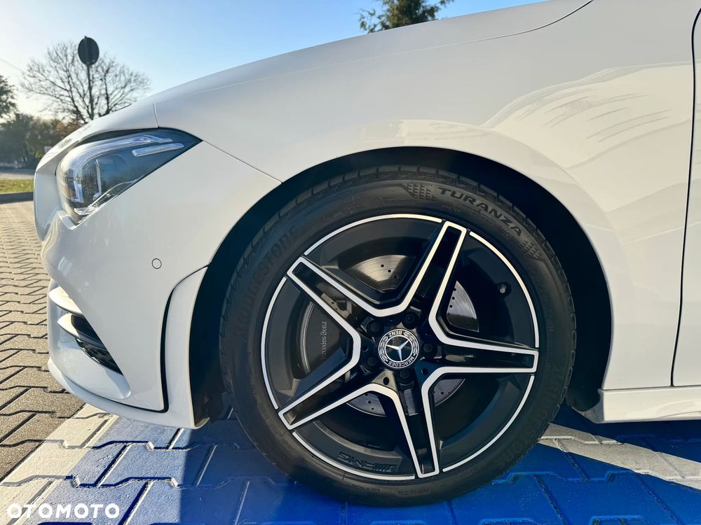 Mercedes-Benz CLA 200 AMG Line 7G-DCT - 26
