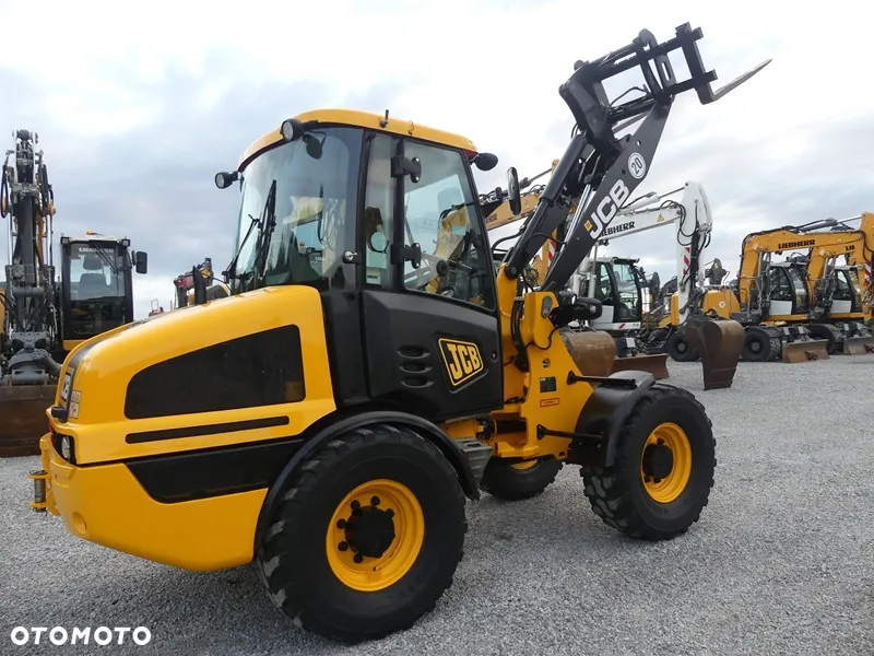 JCB 407 T4 z Niemiec / 2790mtg / BEZ DPF / - 37