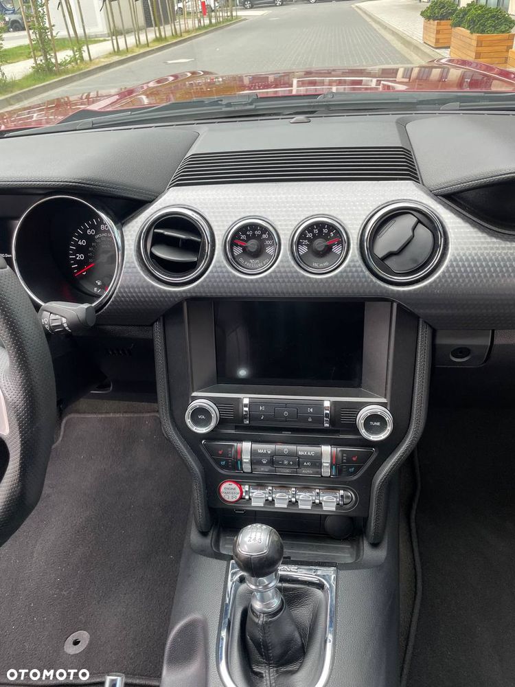 Ford Mustang 5.0 V8 GT - 22