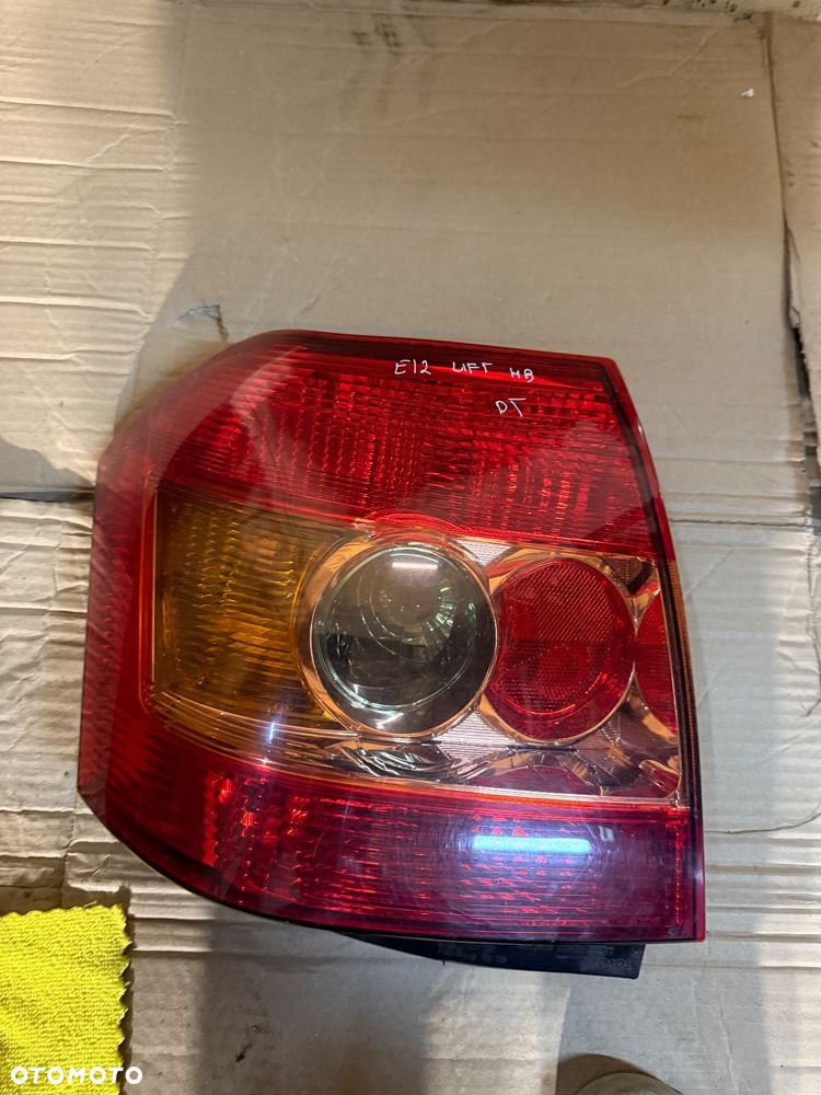 Lampa tył prawa, lewa Toyota Corolla E12 HB lift 04-07r. - 1