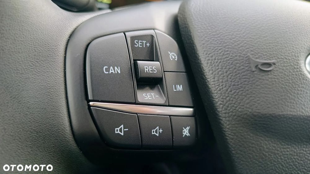 Ford Focus 1.0 EcoBoost mHEV Active X - 23