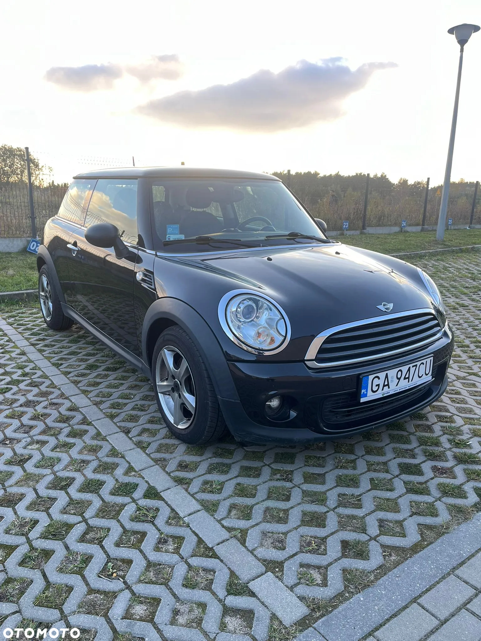 MINI ONE Standard - 3