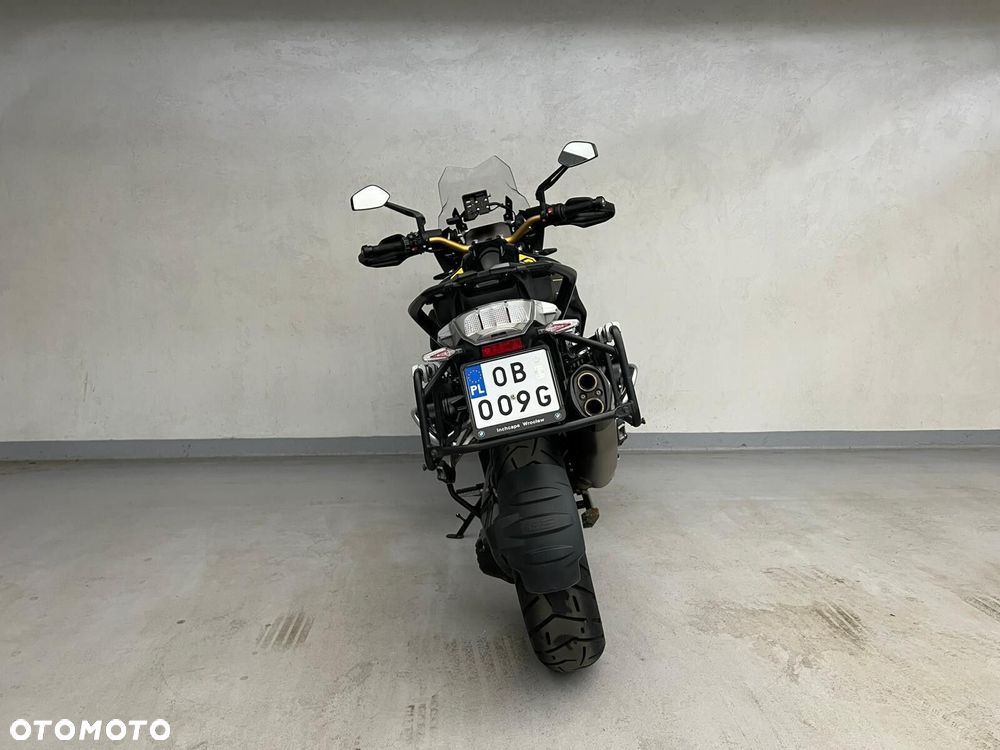 BMW R - 3