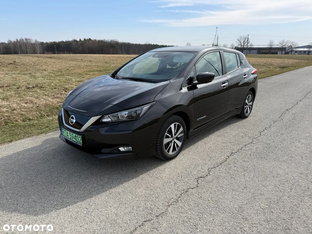Nissan Leaf 40kWh N-Connecta - 1