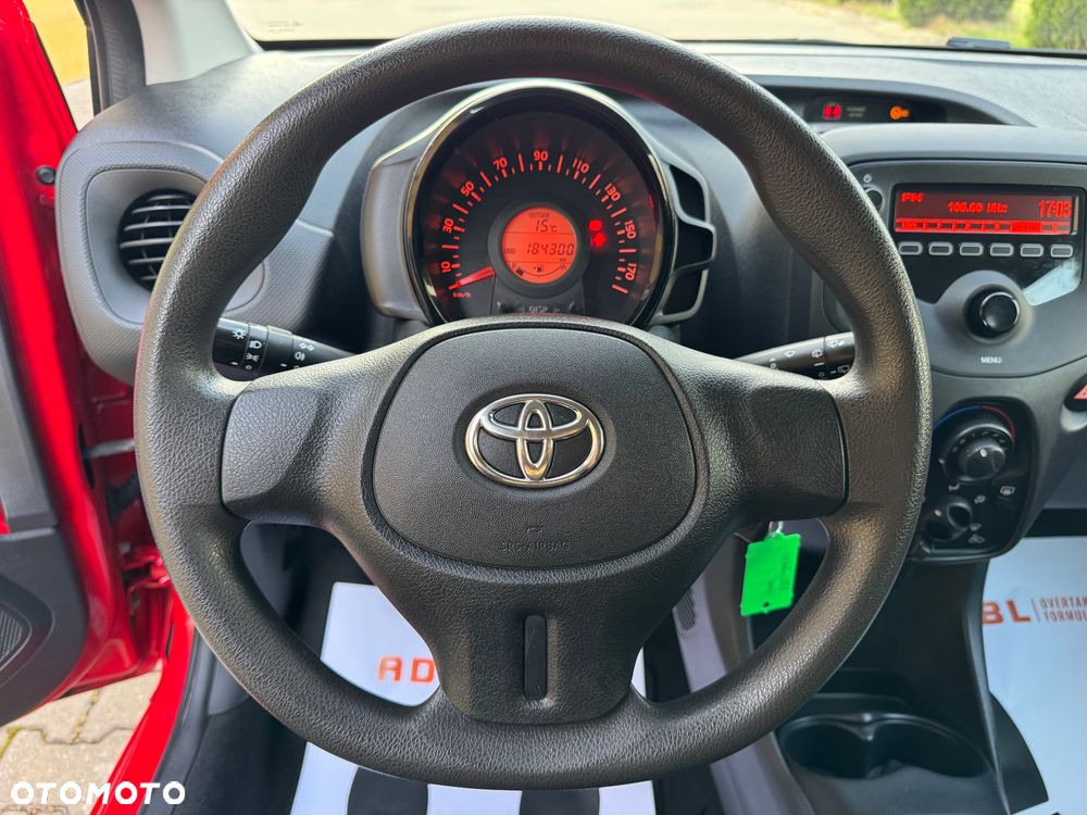 Toyota Aygo x-business - 13