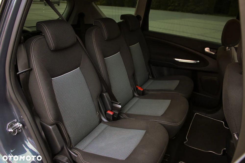 Ford S-Max 2.0 TDCi DPF Business Edition - 23