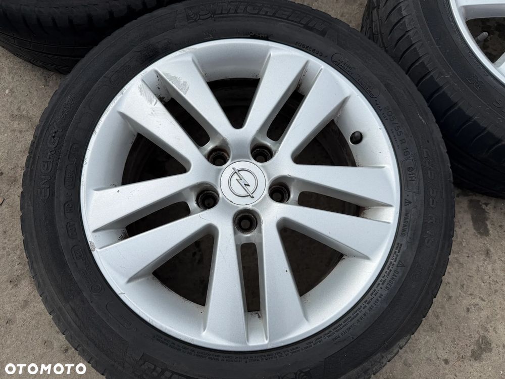 Felgi 16' koła Opel Astra III Meriva Zafira 13242072 5x110 6,5Jx16 ET37 centr 65,1 OE - 3