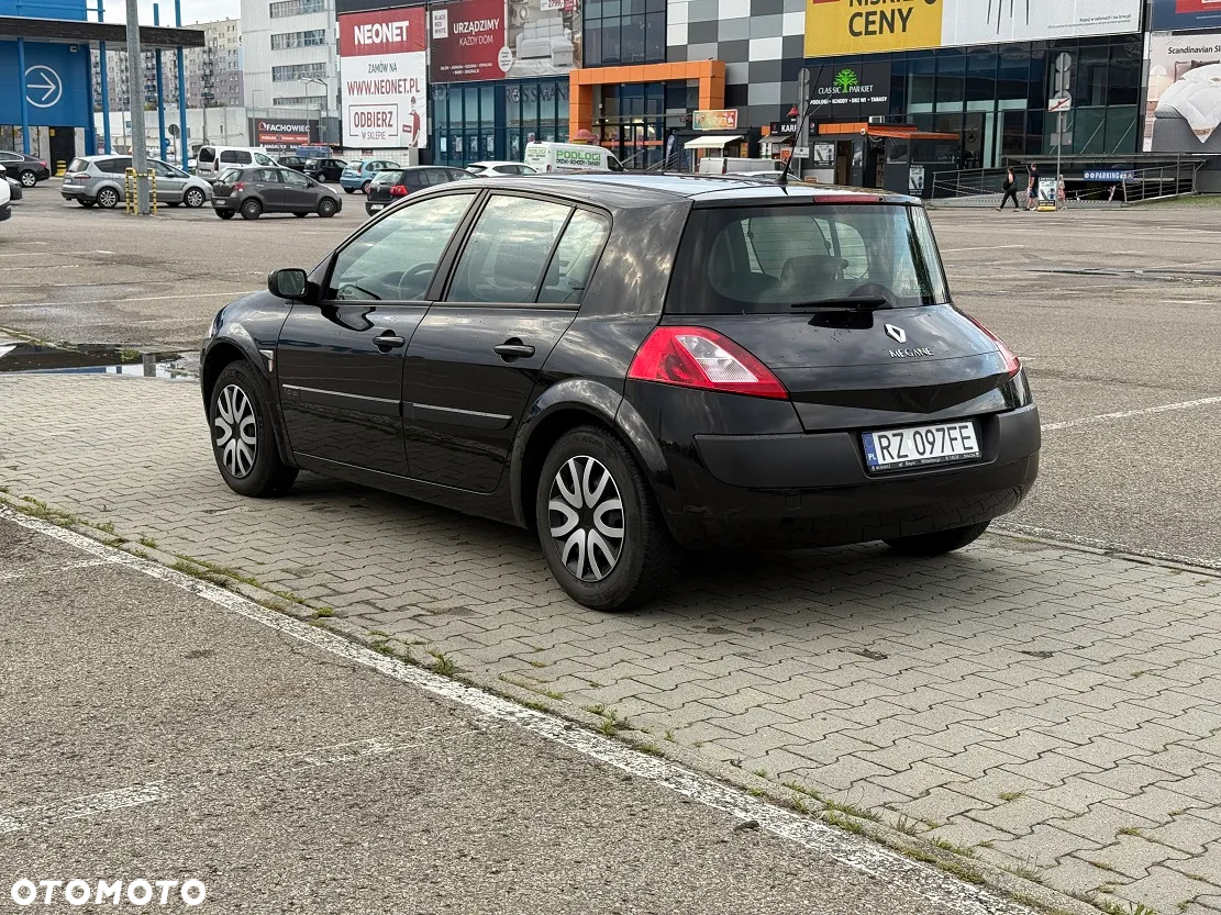 Renault Megane 1.6 Authentique - 6