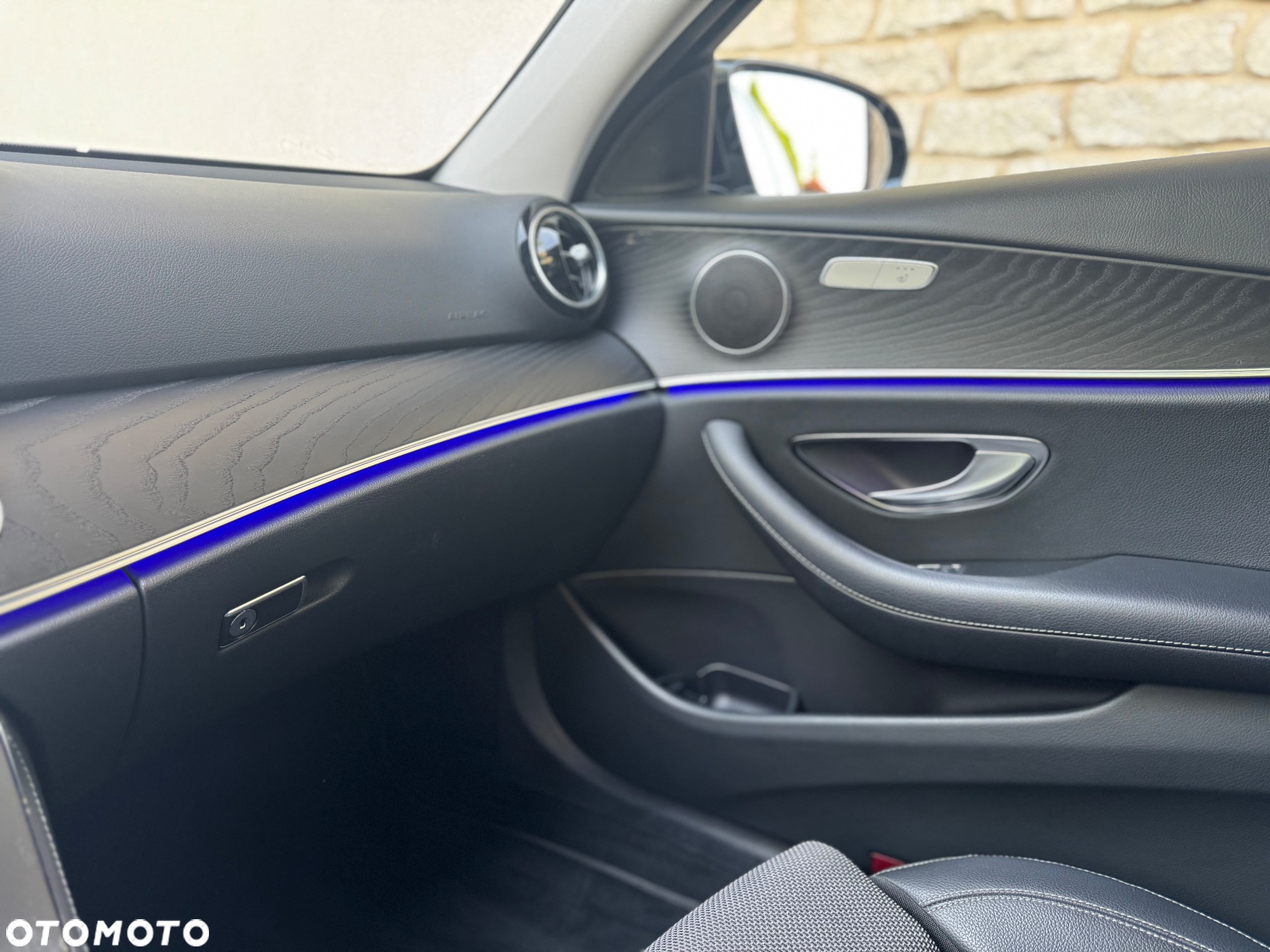 Mercedes-Benz Klasa E 200 d 9G-TRONIC - 20