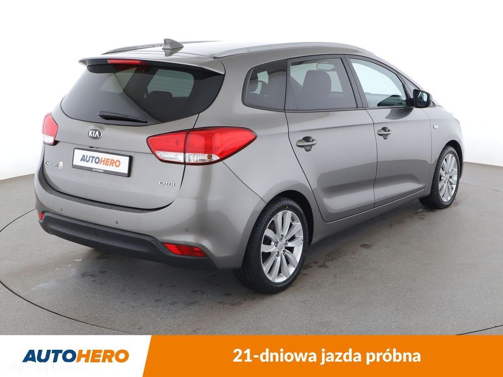 Kia Carens - 6