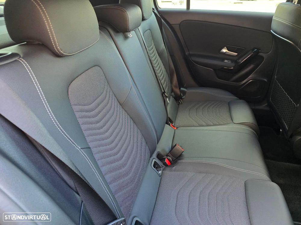 Mercedes-Benz A 180 7G-DCT Lim. Special Edition - 33