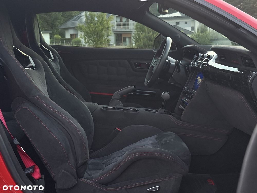 Ford Mustang 5.0 V8 GT - 25