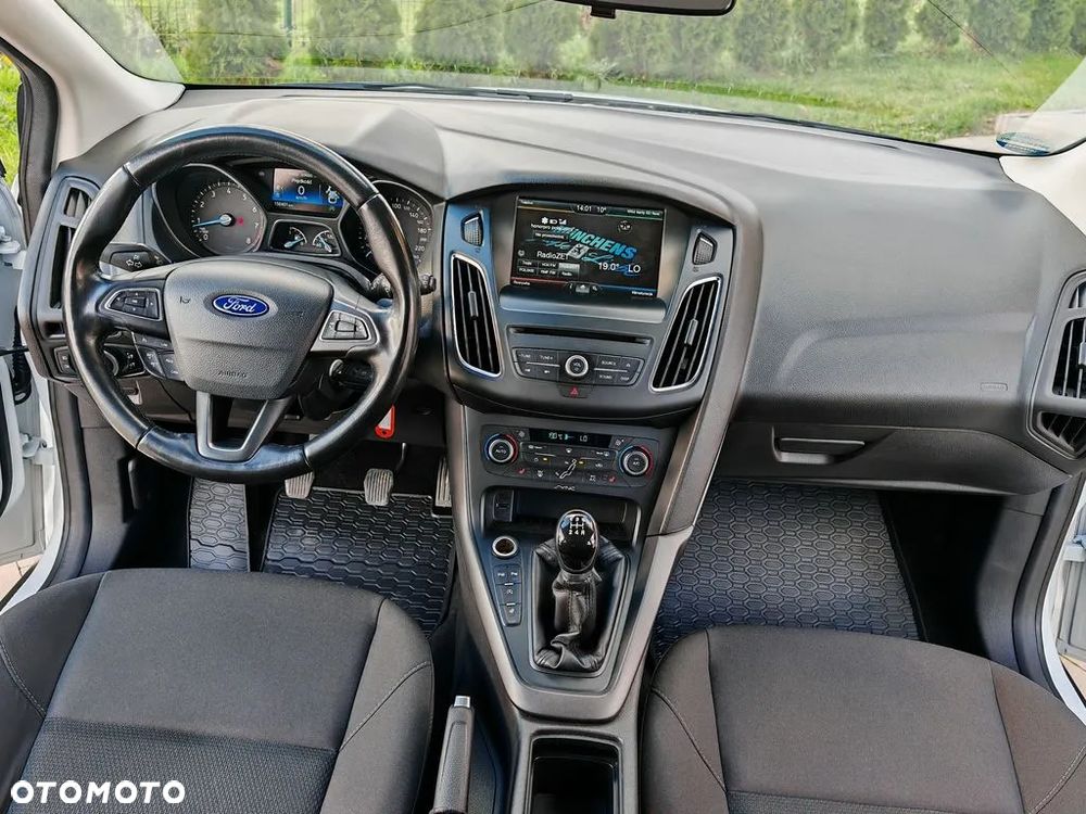 Ford Focus 1.0 EcoBoost Start-Stopp-System Business Edition - 9