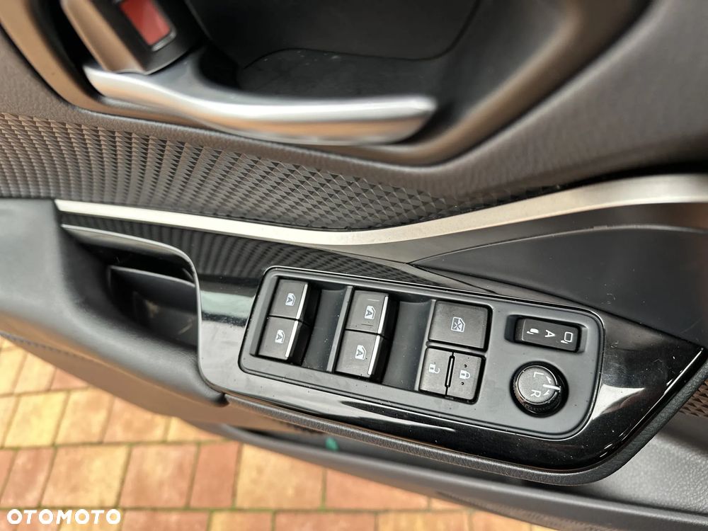 Toyota C-HR 1.8 Hybrid Dynamic - 27