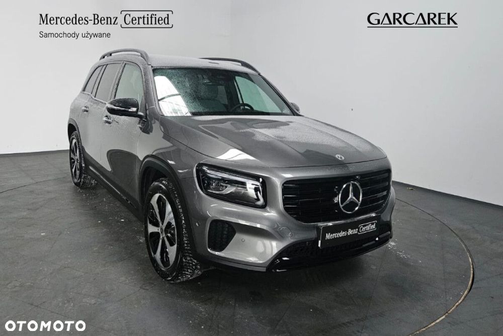 Mercedes-Benz GLB - 4