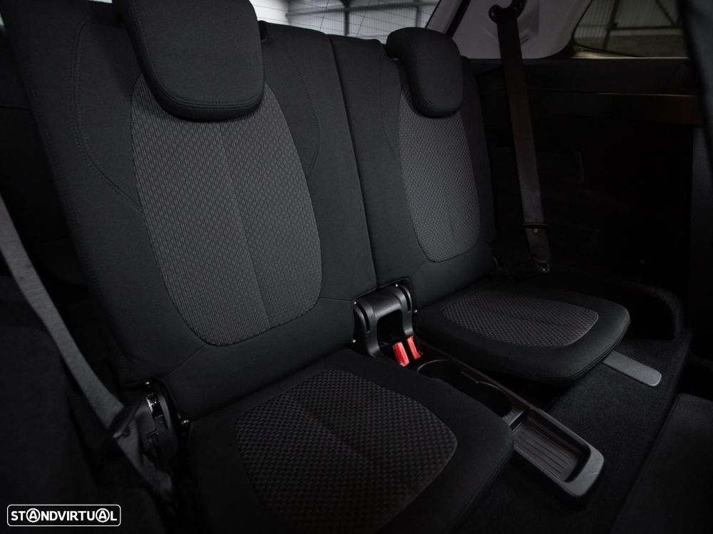 BMW 216 Gran Tourer d 7L Advantage - 11