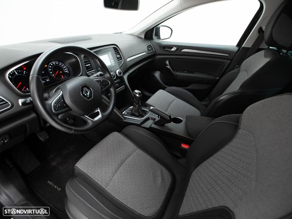 Renault Mégane 1.5 Blue dCi Limited - 6