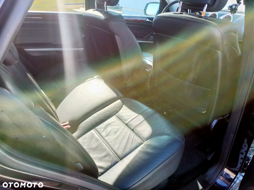 Mercedes-Benz ML - 29